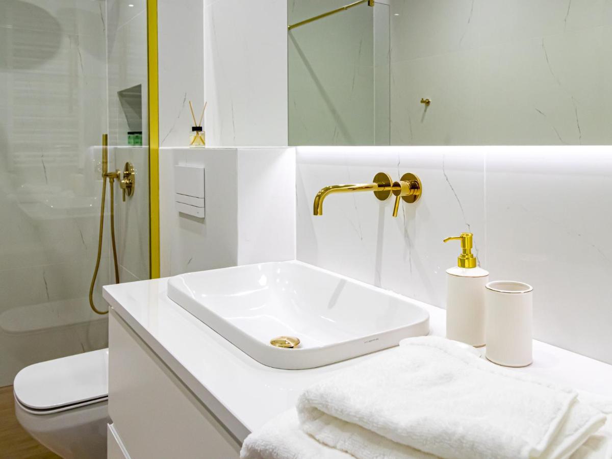 קרקוב Golden Star Apartment מראה חיצוני תמונה